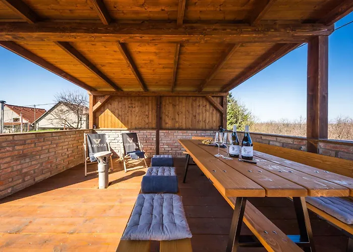 Vinoza - A Vinny Sklep Ferienhaus